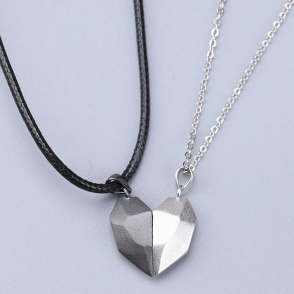 Joernso 2Pcs Couple Necklaces Heart Pendant Vintage Jewelry Punk Long Lasting Pendant Necklaces Jewelry Gifts