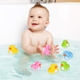 thumbnail image 4 of Rubber Duckies ArtCreativity pixelados de 5,7 cm para baño, paquete de 12 unidades, 4 of 6