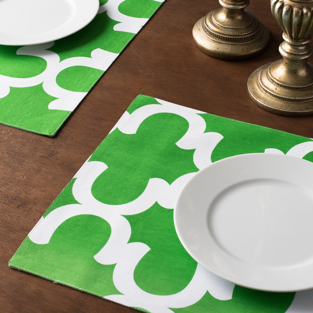 Linen Tablecloth Trellis Placemat Set (Set of 4), Green and White