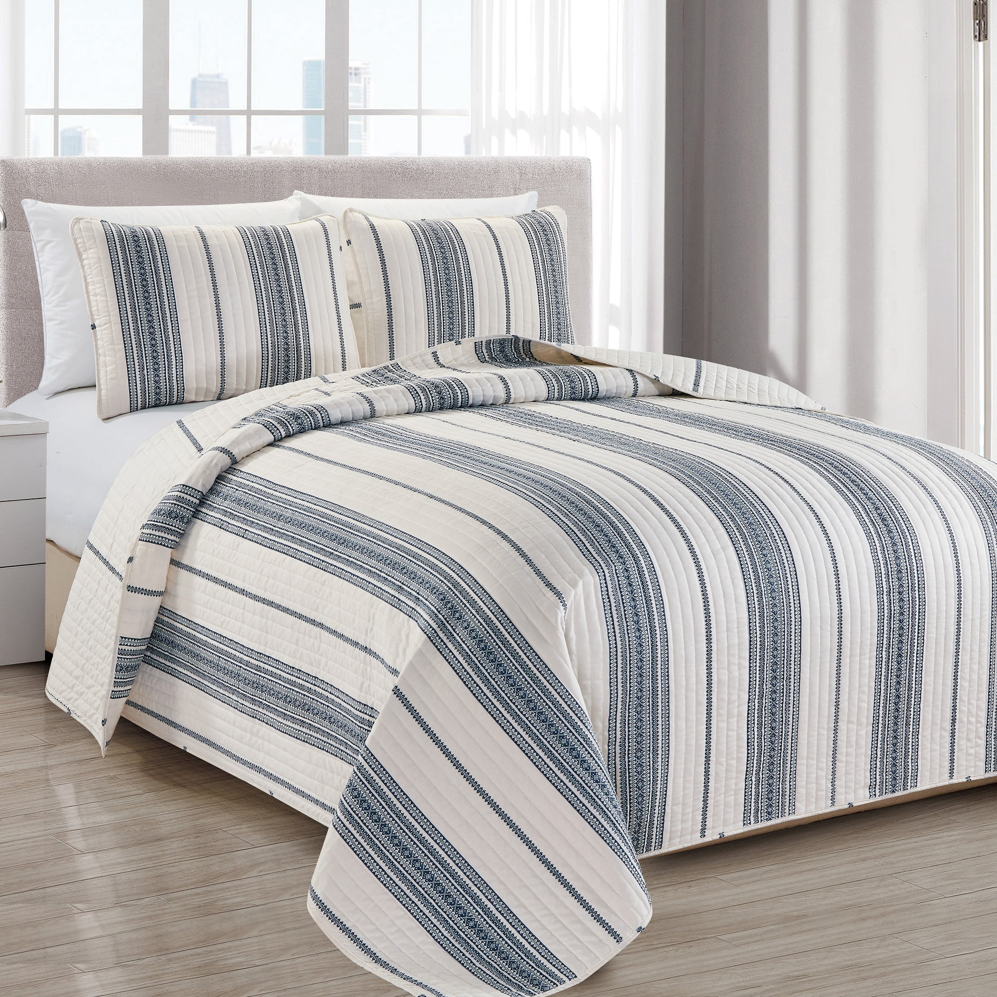 Great Bay Home Modern Stripe Bedspread and Quilt Set. Includes Quilt