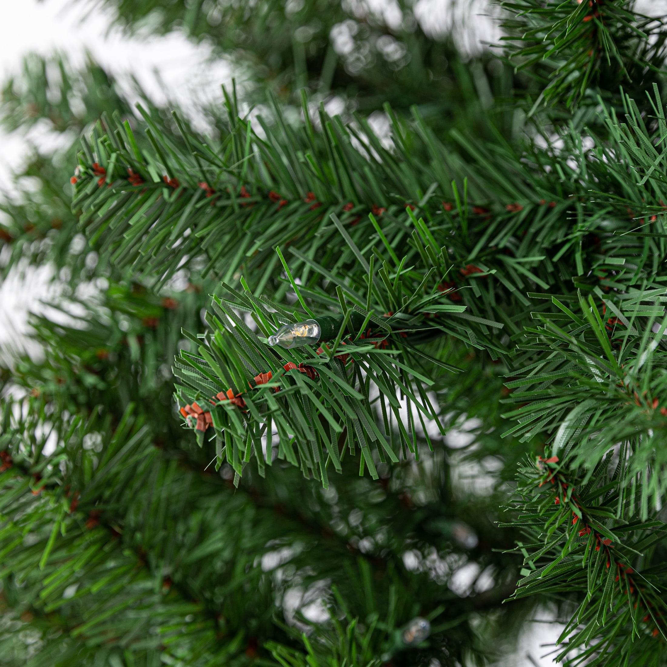 Holiday Time 6.5' Pre-Lit Madison Pine Christmas Tree, 250 LED photo 8