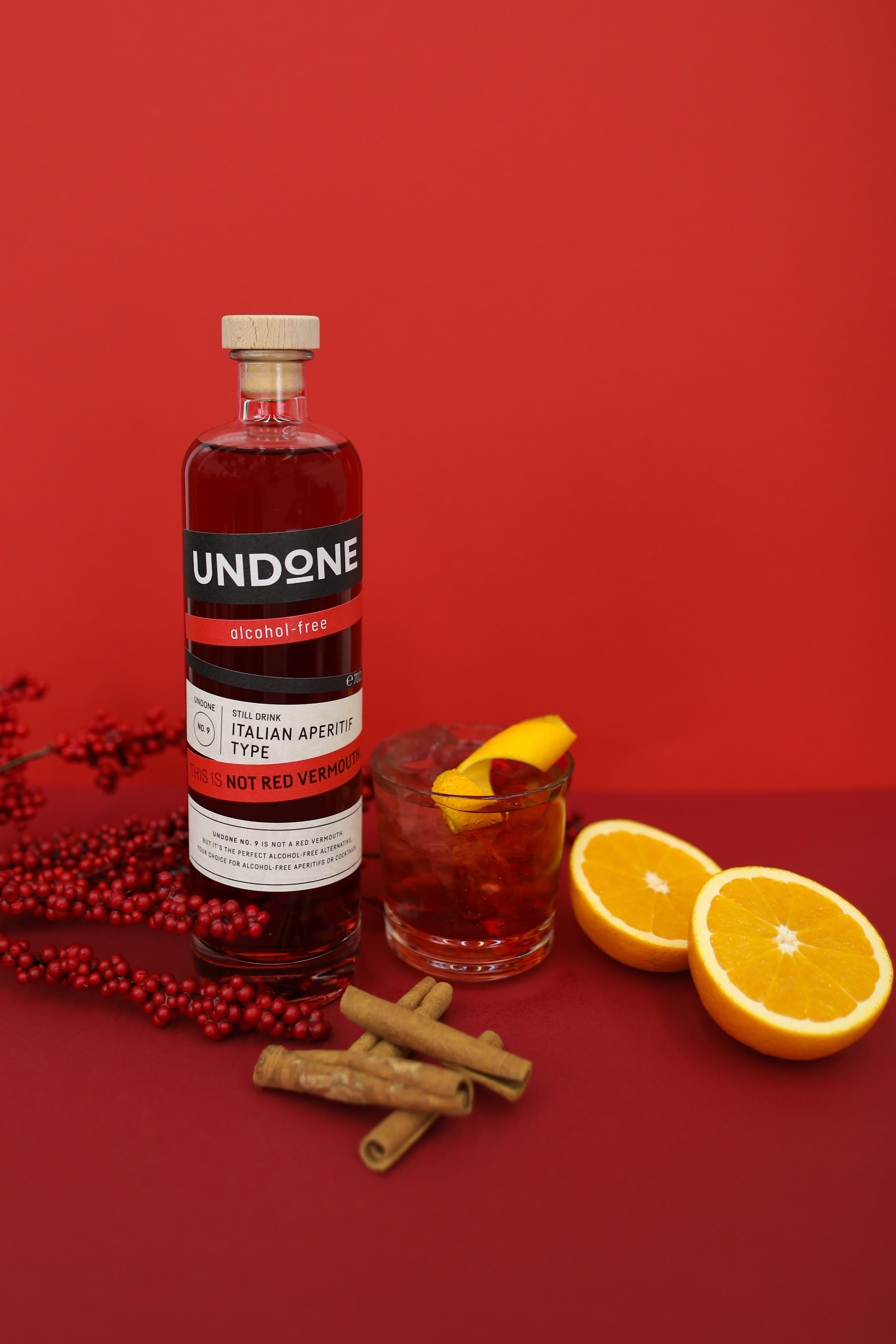 UNDONE No.9 THIS IS NOT RED VERMOUTH - Italian Aperitif Type Non Alcoholic  Spirits (750 mL)| Zero Proof | Alcohol Free Red Vermouth Beverage For  Cocktails | Non-alcoholic Aperitif Liqueur Alternative