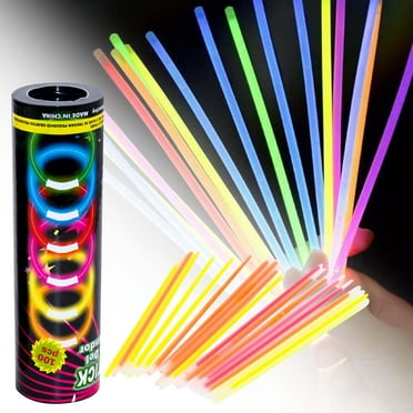 Elysia 100 Bright Glow Sticks Bracelets And Necklaces Glow In The Dark Party Supplies And Decorations Bulk 8" Glowsticks Party Pack（100ml）