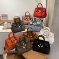 thumbnail image 3 of Bolso de platino con guijarros texturizados para mujer 2025 Invierno Nuevo bolso de mano para mujer Versión europea Bolso bandolera de un solo hombro de gran capacidad, 3 of 5