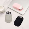 thumbnail image 1 of Fiudx Bolsa Autoadhesiva para Ratón, Tela de Licra Flexible, Reverso Adhesivo Resistente, Almacenamiento Multiusos para Ratón, Cables, Objetos Pequeños, Organizador de Escritorio o Portátil, Diseño E, 1 of 7