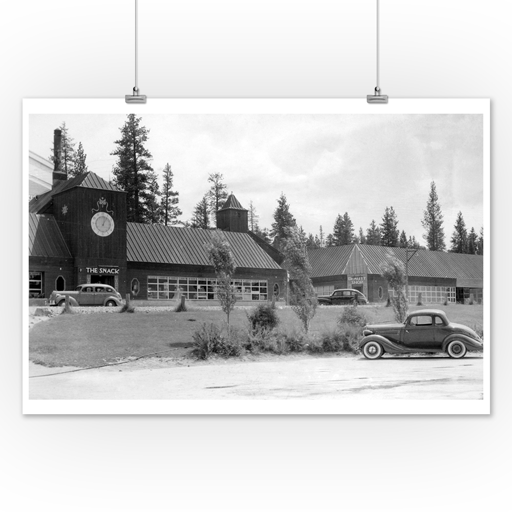 Gilchrist, Oregon Commercial Center View Photograph (12x18 Art Print