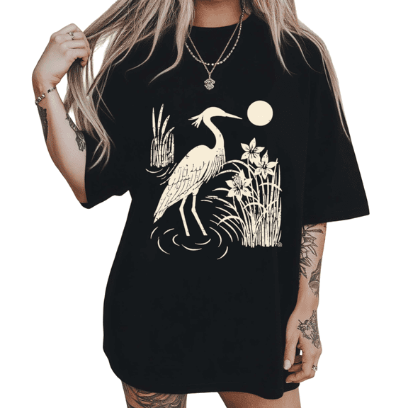 UNISHE Women's Wildlife Lover Vintage Night Heron Waterside Bloom Graphic Short-Sleeve T-Shirt Black Size S-5XL Crewneck Tops