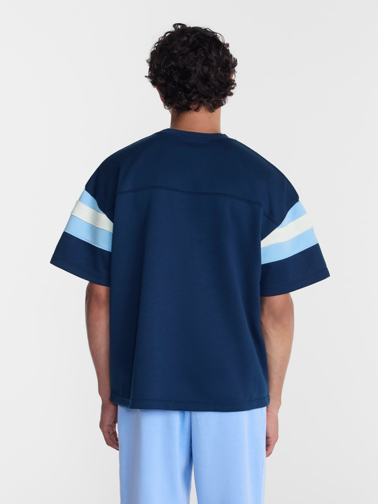 No Boundaries Sporty Color Block Tee with Short Sleeves, Men's & Big Men's XS-5XB