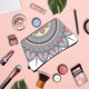 thumbnail image 1 of Bolsa de maquillaje, bolsa de cosméticos, bolsa de maquillaje grande para mujeres, estilos de bolsa de maquillaje, bolsa de cosméticos de viaje portátil para mujeres, paquete de flores para mujeres, 1 of 4