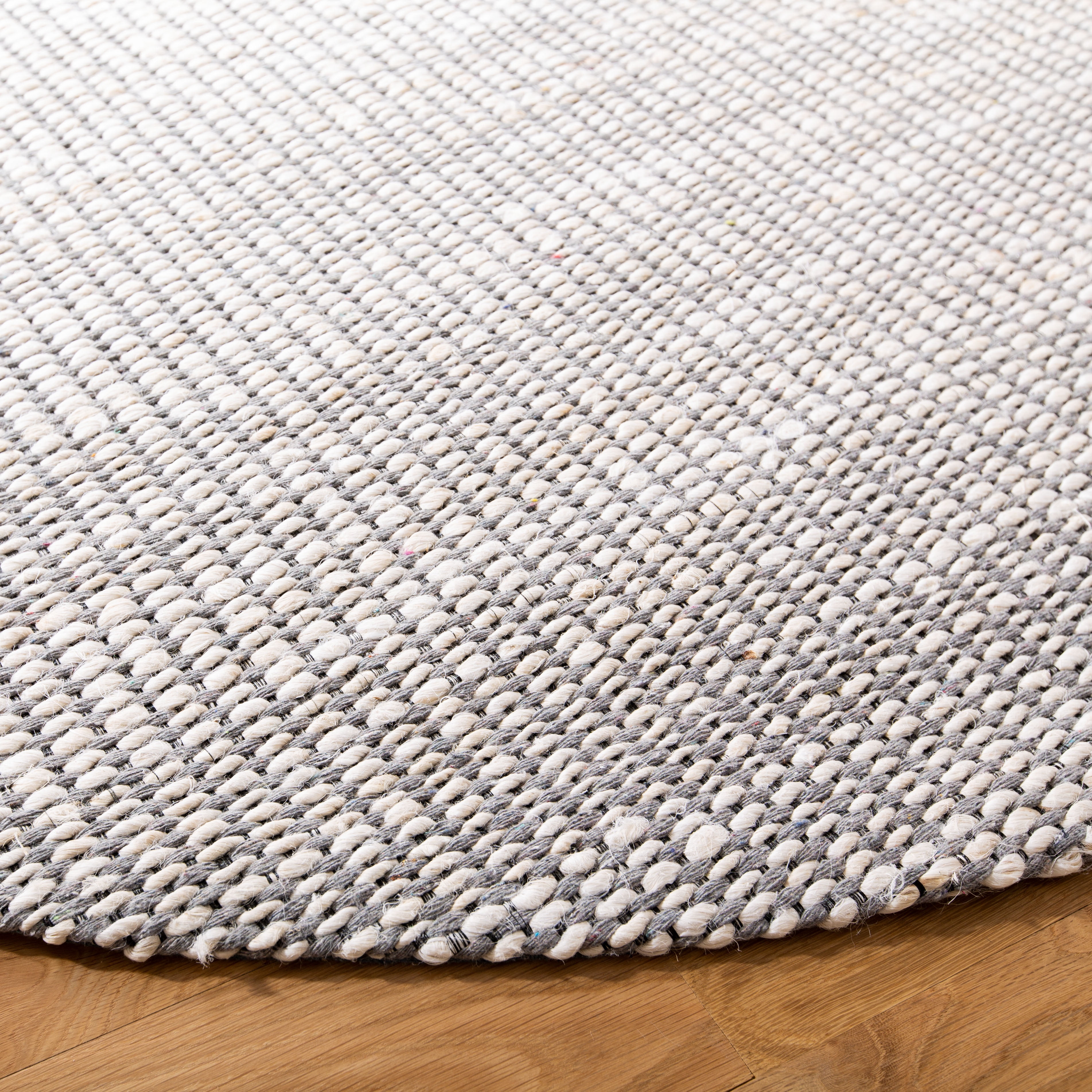 SAFAVIEH Marbella Christina Solid Area Rug, Ivory, 8' x 8' Round