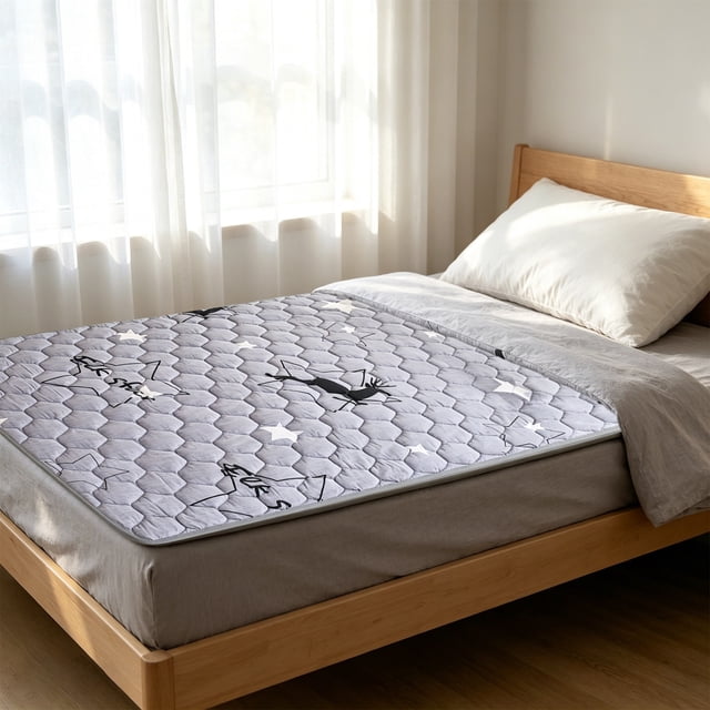 Double Sided Mattress Protector Waterproof Non Slip Fitted Bed Pad Washable Quilted Mattress Cover Breathable Dust Resistant Bed Protection Durable Bedding Pad for Home Dorm Apartment Hotel Use