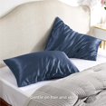 thumbnail image 2 of Funda de almohada de granito azul satinado, 20 x 26 cm, paquete de 2 con cremallera, 2 of 6