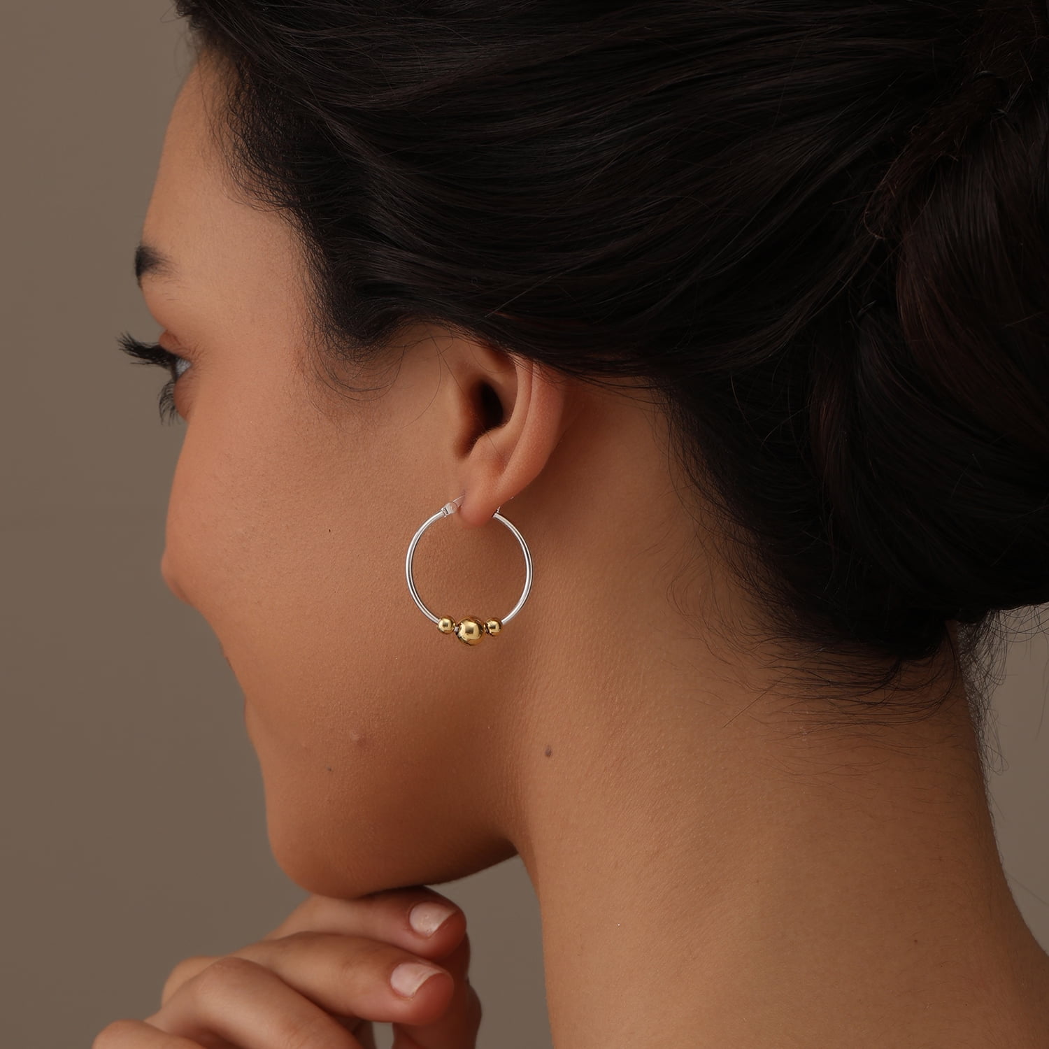 LeCalla 14K Gold-Plated 925 Sterling Silver Light-Weight Round Two-Tone Earring Hoops Jewelry Bead Ball Hoop Earrings for Women 28MM