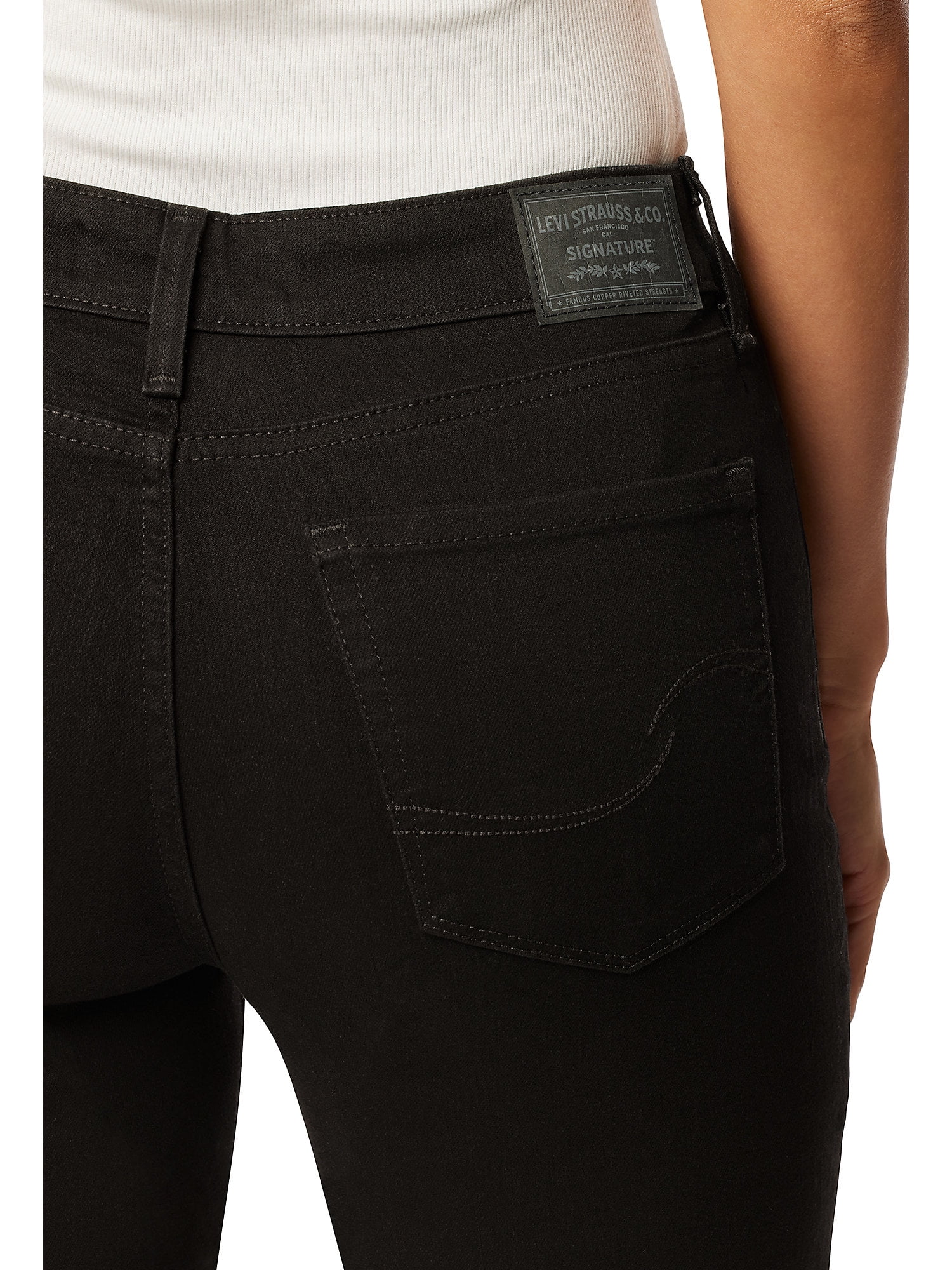 Levi Strauss Signature Women's and Women's Plus Mid Rise Straight Jeans, Tummy-Smoothing Pannel, Sizes 2-26