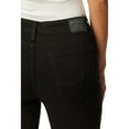 thumbnail image 4 of Levi Strauss Signature Women's and Women's Plus Mid Rise Straight Jeans, Tummy-Smoothing Pannel, Inseams: 29", 31", 33", Sizes 2-26, 4 of 7