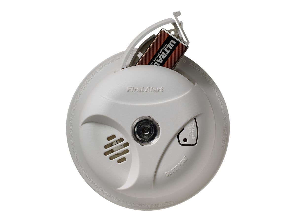 First Alert SA304 Smoke sensor battery powered white