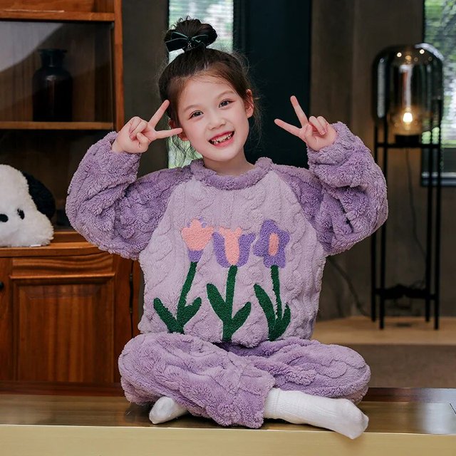 Ropa de dormir de franela cálida para niños y niñas, conjunto de pijamas de Navidad a juego para la familia, ropa de casa de lana de flores lindas, ropa de estar por casa, invierno, nuevo