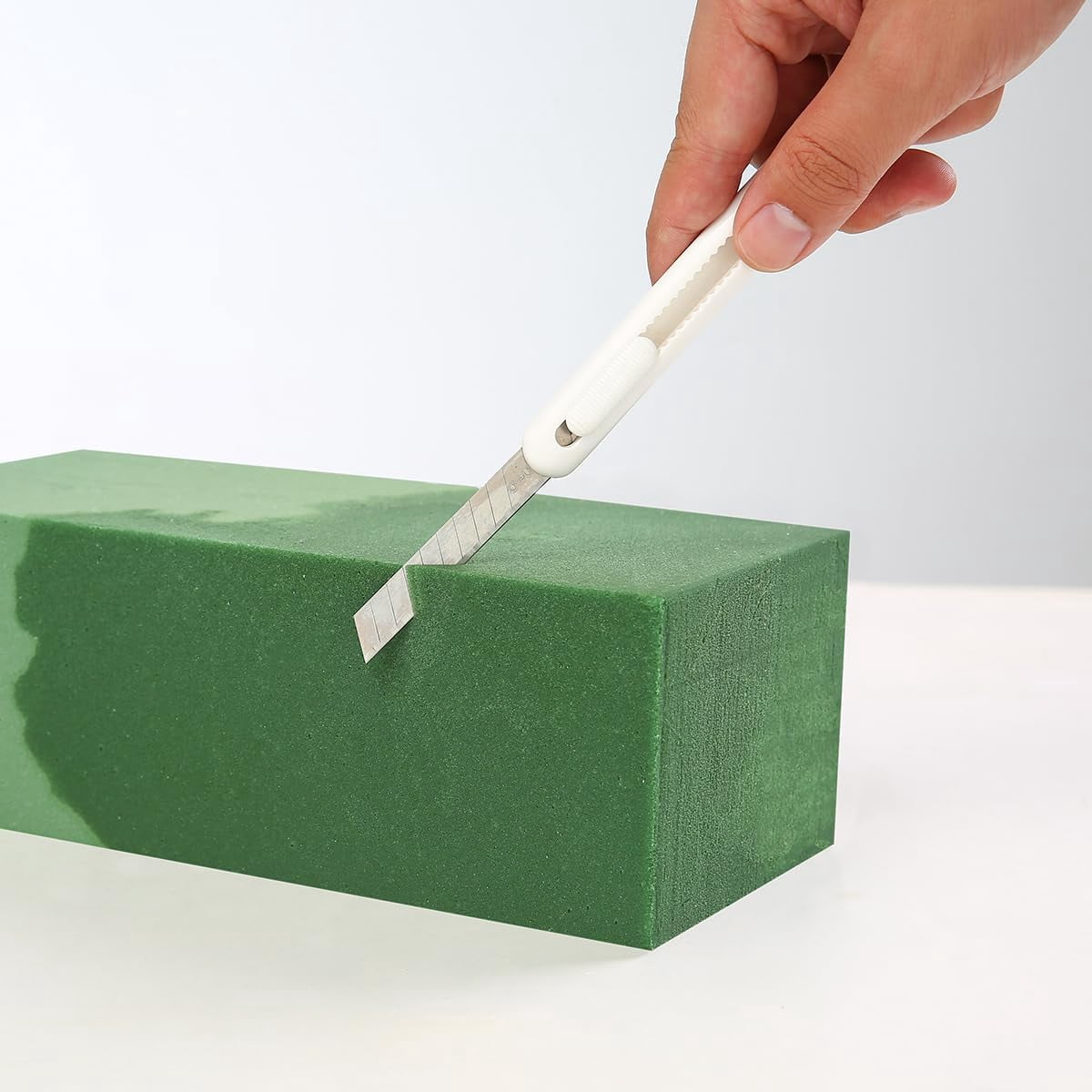 6pc Wet Fresh Floral Foam Blocks Green Florist Foam Bricks 8.9(L) X 3.9(W) X 3(H) for Spring Fresh Flower Arrangement and Crafts Supply