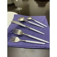 thumbnail image 5 of Vibhsa White Flatware Set 5 Piece Place Setting (Hammered Mouth), 5 of 5