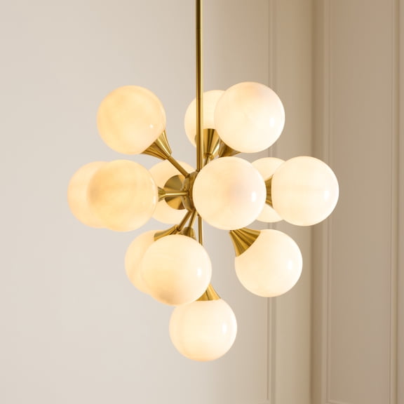 Safavieh Delvine 13-Light 24" Modern Metal Chandelier, Brass/White