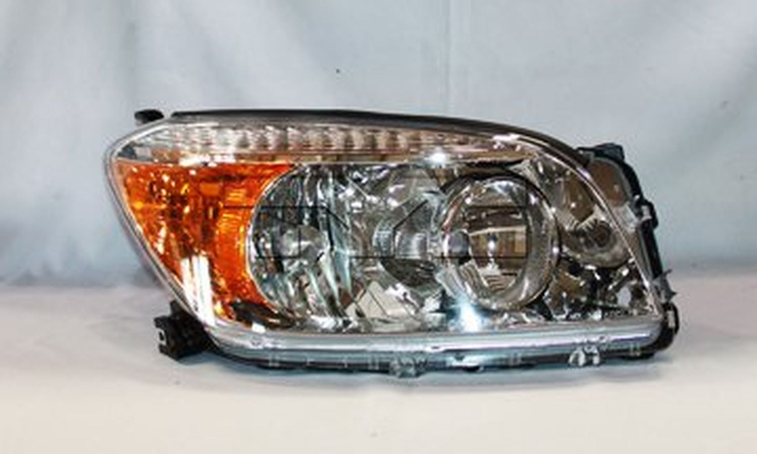 TYC 20-6909-01 Headlight Assembly For 06-08 Toyota RAV4