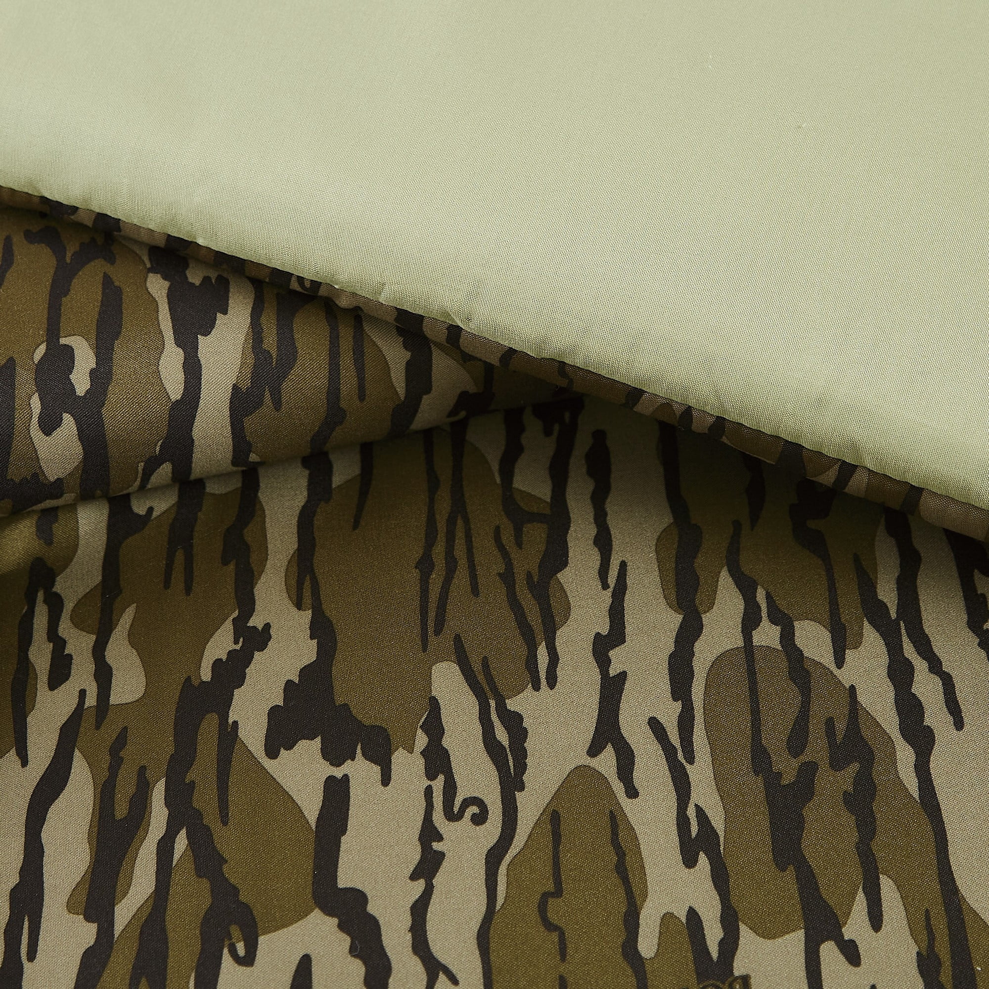 Mossy Oak Bottomland Camouflage Microfiber 3-Piece Comforter Set, Full/Queen Microfiber Adult Bedding for Hunting Lodge or Cabin