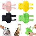 thumbnail image 1 of Cepillo antipicazón para mascotas, cepillo de masaje para perros y gatos, nuevo artefacto de silicona para hacer cosquillas a las mascotas con 63 dientes de peine de cabeza redonda, herramienta para l, 1 of 7