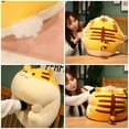 thumbnail image 2 of Linda almohada para abrazar, juguetes de tigre de peluche de Año Nuevo chino, juguetes suaves de tigre muy versátiles, 2 of 9