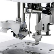 Brother PE900 5 x 7 Embroidery Machine with Magnetic Hoops Kit