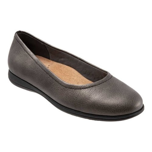 Women's Trotters Darcey Ballet Flat
