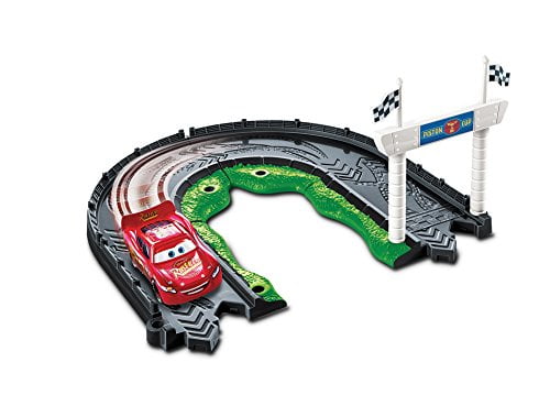 disney cars story sets track pack