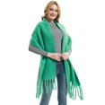 thumbnail image 4 of Bufanda de color sólido gruesa verde hierba con borlas largas y chal de mujer nuevo de otoño e invierno, 4 of 6