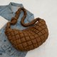 thumbnail image 4 of Bolso bandolera para mujer Bolso de mano acolchado Bolso de viaje ligero con burbujas con cremallera, 4 of 9