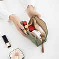 thumbnail image 4 of Bolsa de maquillaje portátil de estilo coreano con sobre rojo, bolsa de maquillaje sencilla, mini bolsa de viaje para guardar maquillaje, 4 of 5