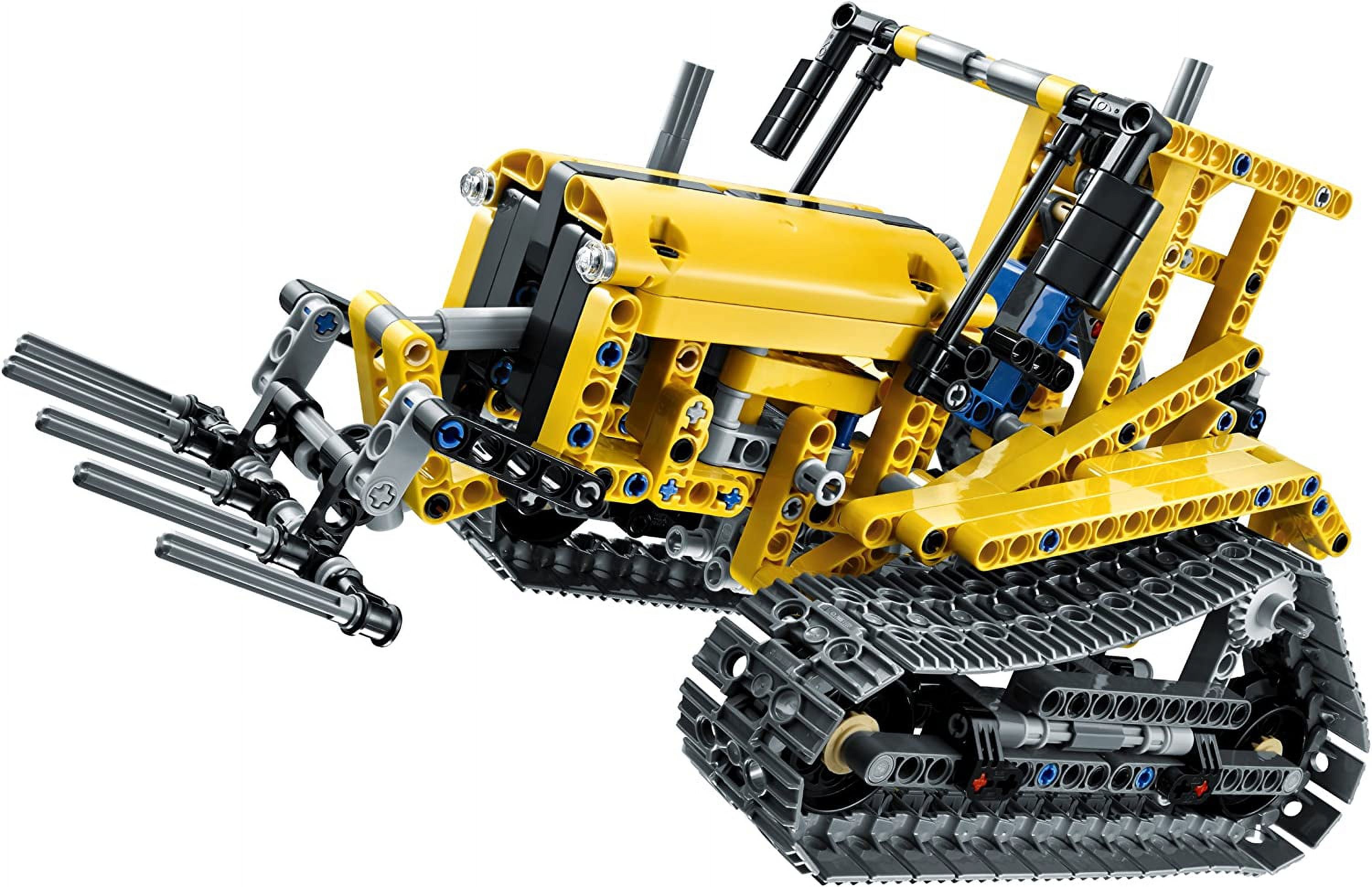 LEGO Technic 42006 Excavator - image 2 of 5
