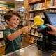 thumbnail image 5 of Una varita mágica de pago con tarjeta en forma de corazón puede abrir el futuro del consumo. Con una varita mágica, 5 of 6