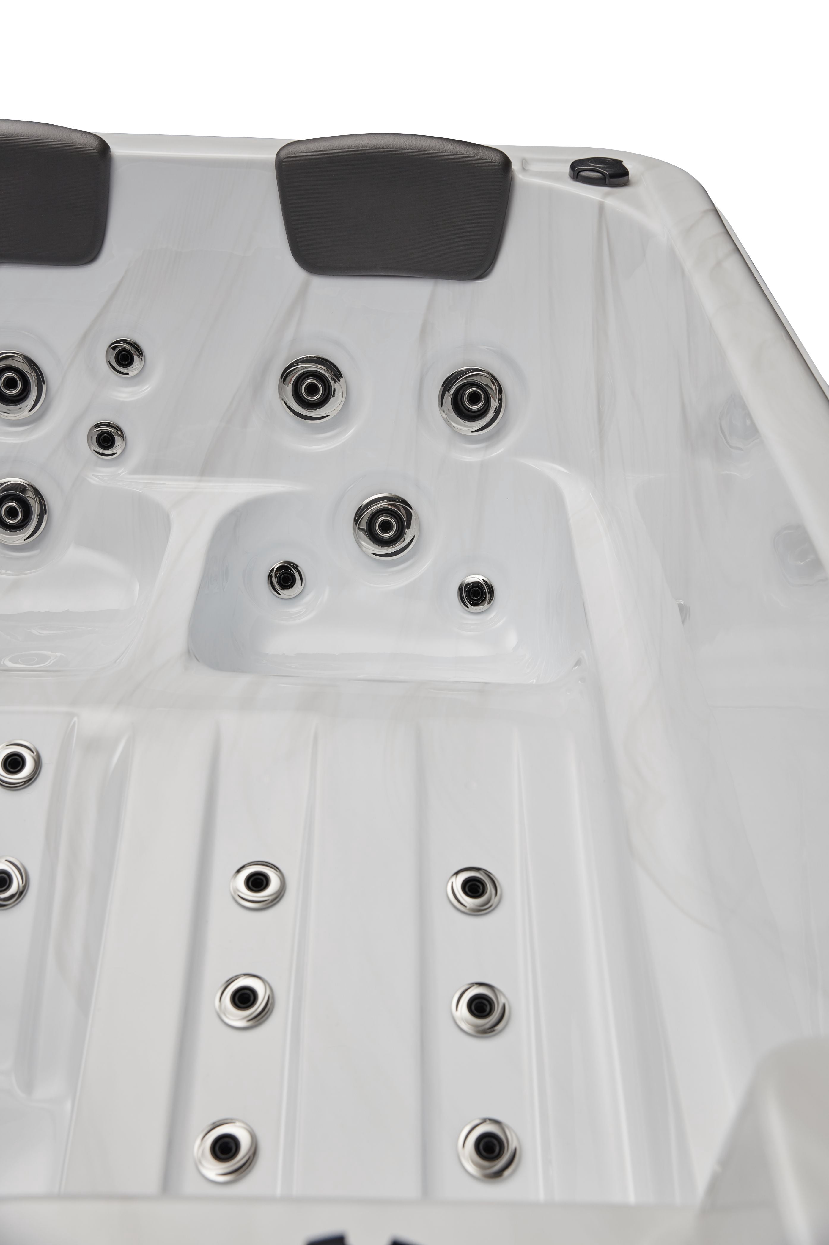 Riley 3-Person 26 Jet Hot Tub with Two Lounge Seats, Bluetooth Sound System, Underwater Lighting and Ozone