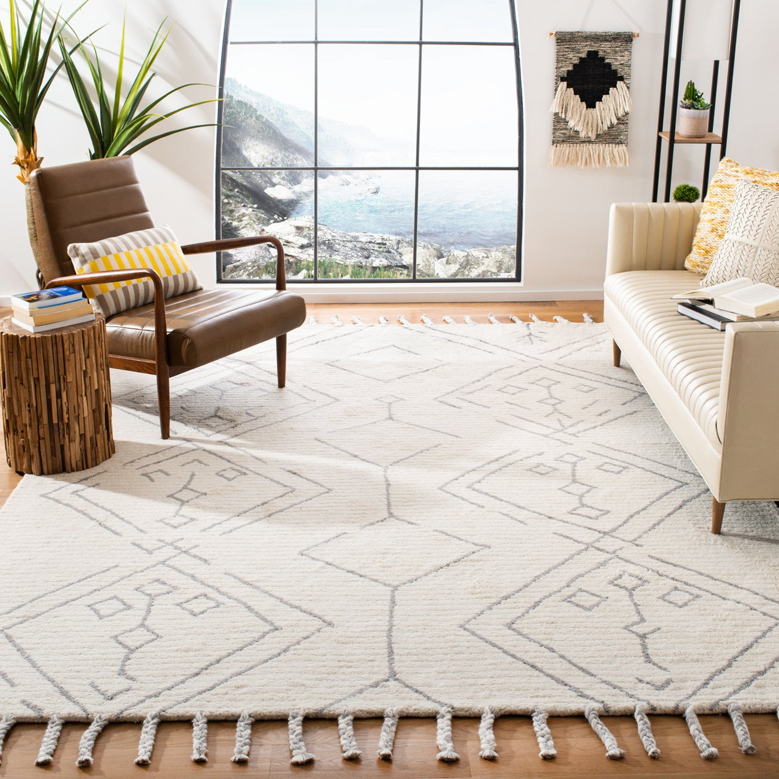 SAFAVIEH Casablanca Otis Abstract Moroccan Wool Shag Area Rug, Ivory/Silver, 4' x 6'