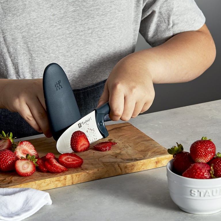 My Zwilling kitchen knife, sharpened to perfection with the