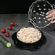 thumbnail image 1 of Desmenuzador de pollo con cubierta transparente, gran herramienta para desmenuzar el pecho de pollo, incluye horquilla de cepillo, triturador de carne visible, negro, 1 of 7
