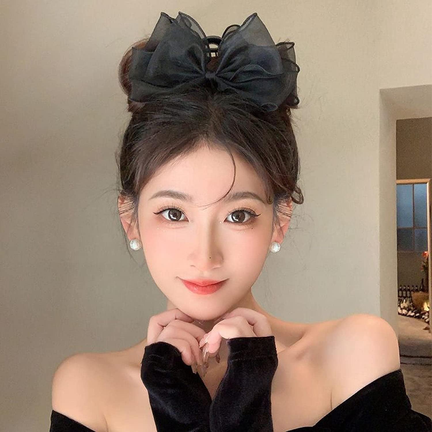 Black mesh bow grab clip, high-end temperament, back of the head, coiled hair, and shark clip Flash diamond-mesh black bow grip