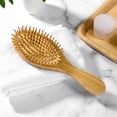 thumbnail image 2 of EeaseMX Peine de madera antiestático de bambú natural Healifty para masaje del cuero cabelludo, cepillos para el cabello, peine de madera para barba y cuidado del cuero cabelludo., 2 of 7