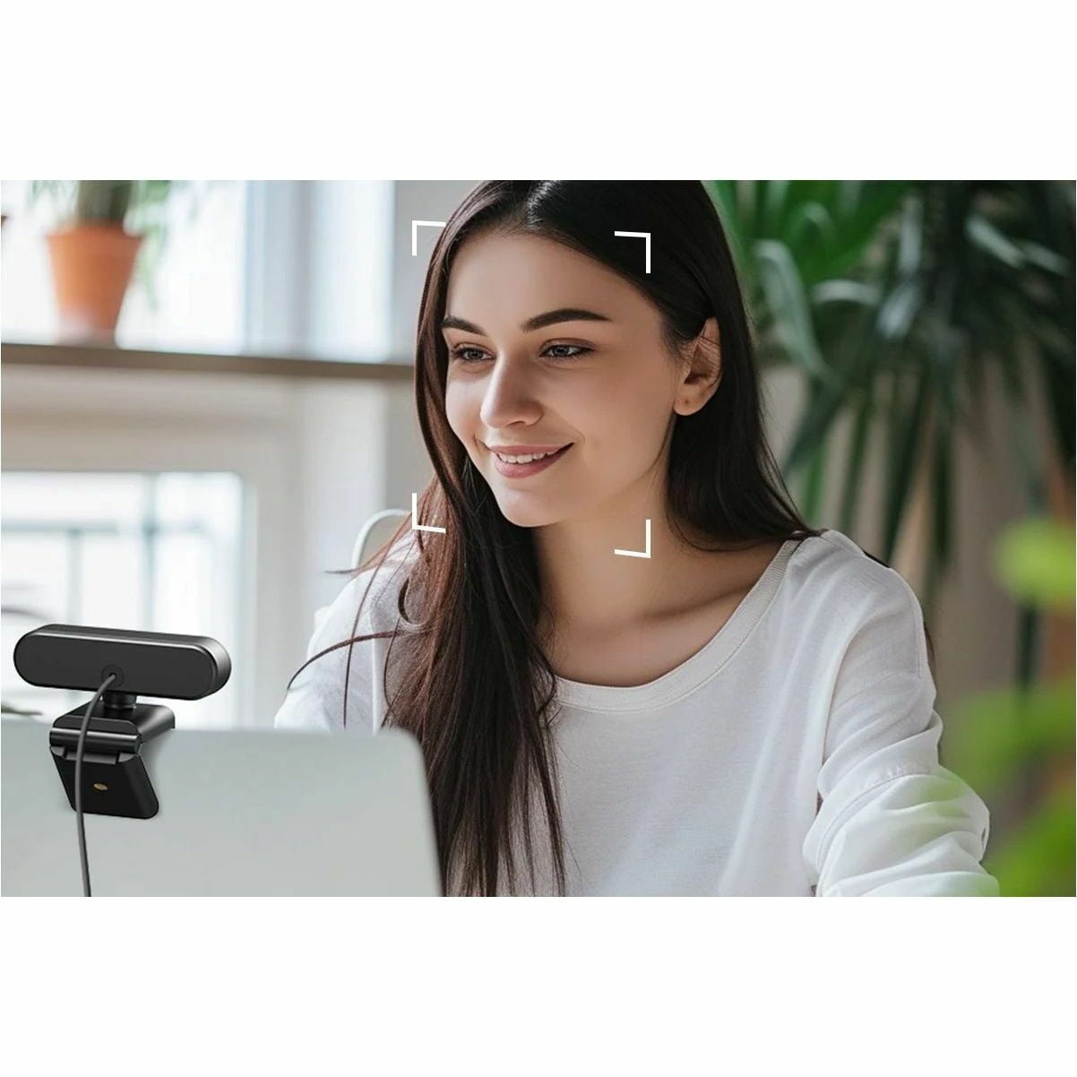 EMEET C60E 4K, 4K@30fps or 1080p@60fps Webcam with 2 Noise Reduction Mics, Autofocus, 73&deg; Field of View, Plug and Play and compatible with all OS, and popular Apps Zoom/Skype/Facetime/YouTube