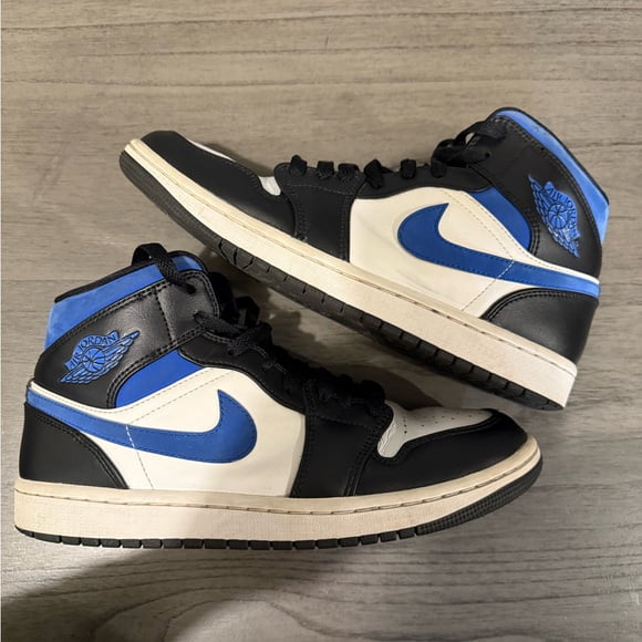 Jordan Nike men’s Air Jordan 1 Mid size 8