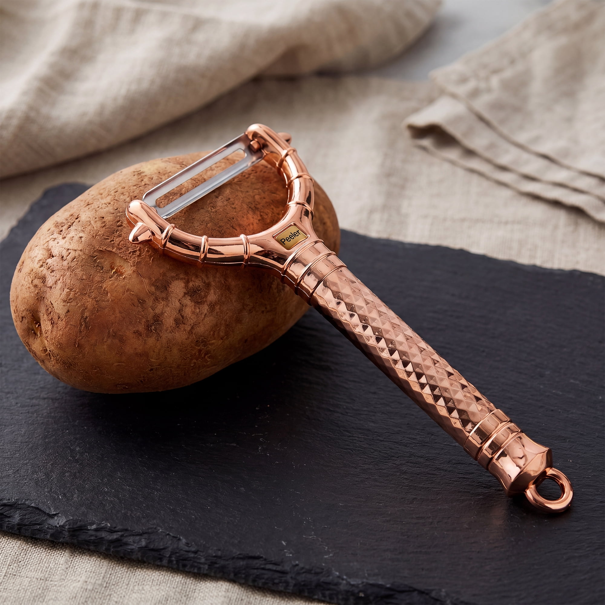 Unique Bargains Stainless Steel Thickened Peeler with Hanging Hole Gold-1 6.4" x 3.1"