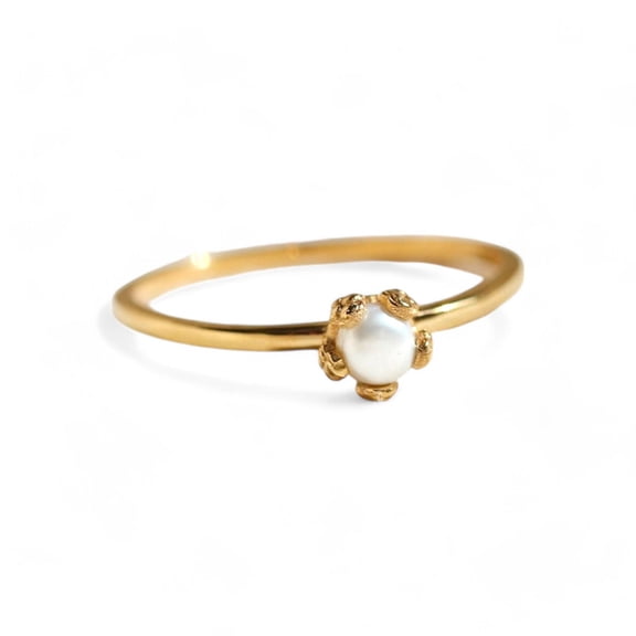 LATELIERDBIJOUX Fresh Water Pearl Statement Ring / Solitaure Proposal Gift / Yellow Gold Plated Silver / Women's Fine Jewelry / Personalized Engagement Ring