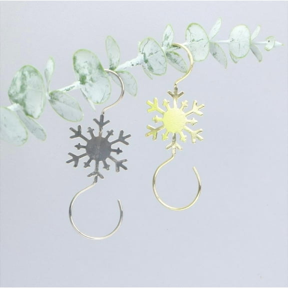 12Pcs Snowflake Ornament Hook Hangers, Silver Snowflake Decorative Tree Hangers, Christmas Stocking Holders, Metal Christmas Tree Hangers, for Small Ornaments