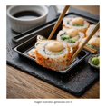 thumbnail image 4 of Sushi Happy Tokyo spicy camarón roll, 4 of 6