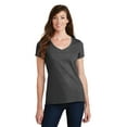 thumbnail image 1 of Tee-Shirt Col en V Favori des Fans, 1 of 1