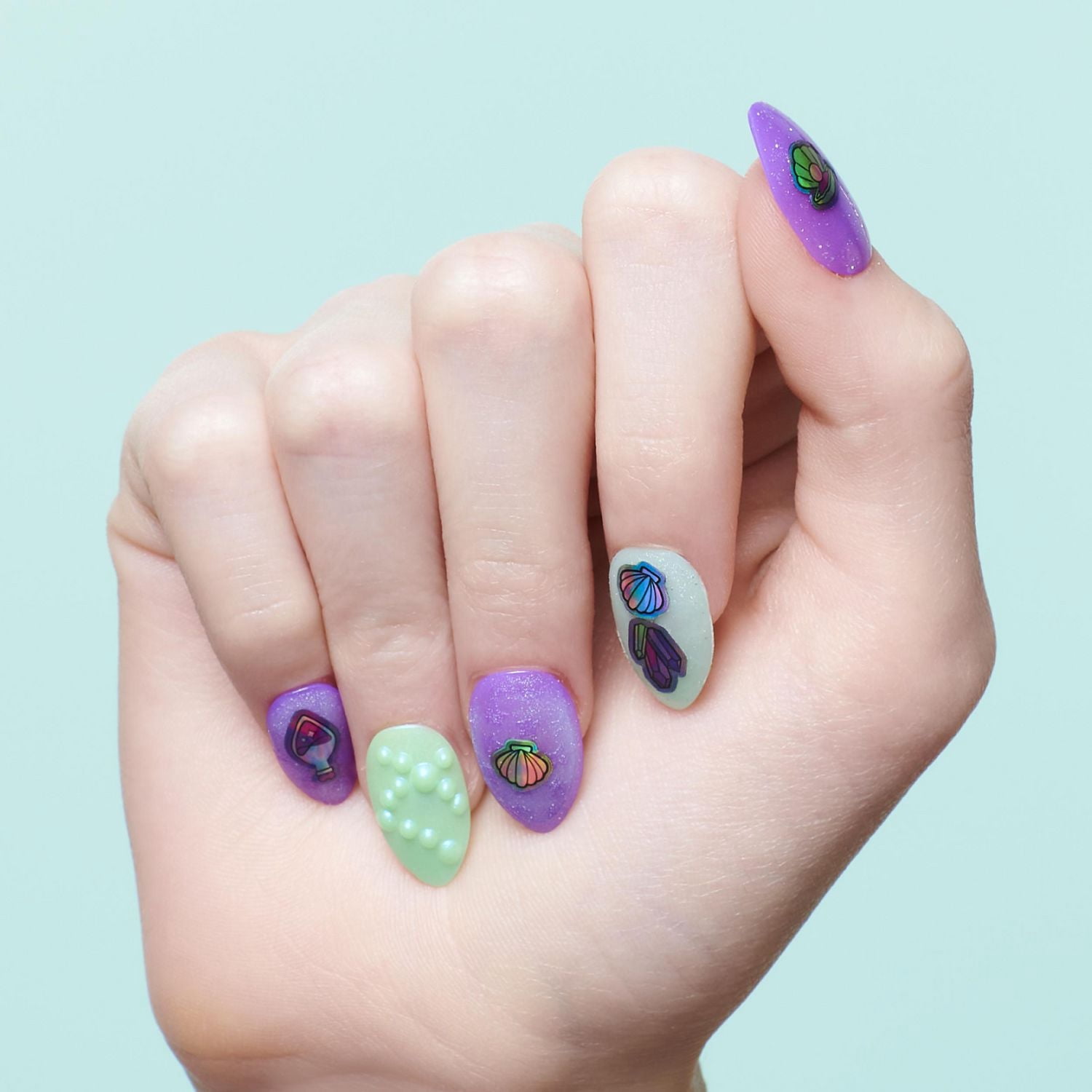 Cool Maker, GO GLAM Nail Surprise Manicure Set with Surprise Feature Press on Nails and Polish (Styles May Vary), Nail Kit Kids Toys for Ages 8 and up
